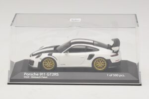 Porsche 911 991.2 GT2 RS Weissach Package Balts Minichamps 1:43 410067222 Metāls — attēls 4 no 5