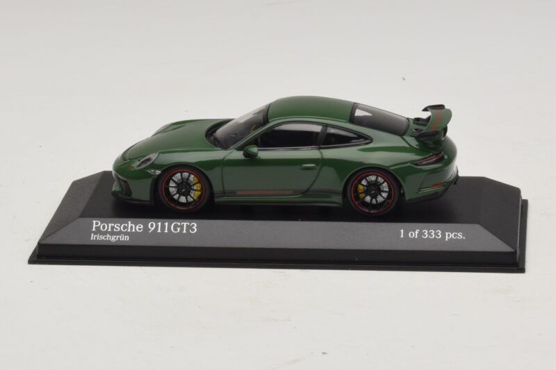 Porsche 911 991.2 GT3 Zaļš Minichamps 1:43 410066028 Metāls