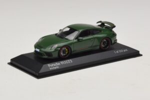 Porsche 911 991.2 GT3 Zaļš Minichamps 1:43 410066028 Metāls — attēls 2 no 5