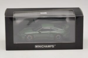 Porsche 911 991.2 GT3 Zaļš Minichamps 1:43 410066028 Metāls — attēls 5 no 5