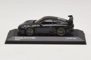 Porsche 911 991.2 GT3 RS Melns Minichamps 1:43 410067021 Metāls