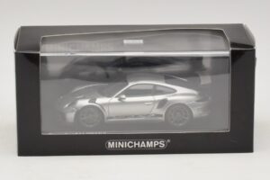 Porsche 911 991.2 GT3 RS Sudrabains Minichamps 1:43 410067020 Metāls — attēls 5 no 5