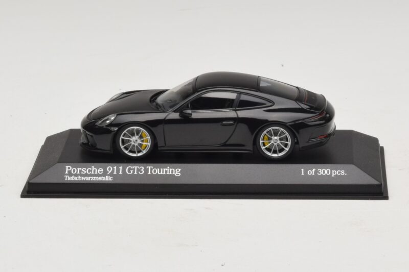 Porsche 911 991.2 GT3 Touring Melns Metālisks Minichamps 1:43 410067424 Metāls