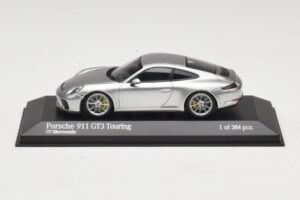 Porsche 911 991.2 GT3 Touring Sudraba Minichamps 1:43 410067422 Metāls