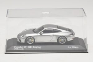 Porsche 911 991.2 GT3 Touring Sudraba Minichamps 1:43 410067422 Metāls — attēls 4 no 5