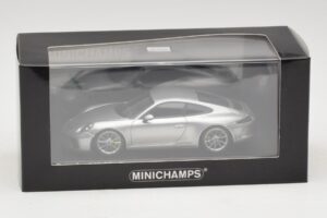 Porsche 911 991.2 GT3 Touring Sudraba Minichamps 1:43 410067422 Metāls — attēls 5 no 5