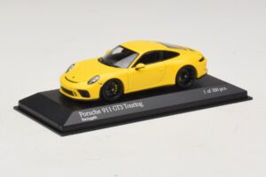 Porsche 911 991.2 GT3 Touring Dzeltens Minichamps 1:43 410067421 Metāls — attēls 2 no 5
