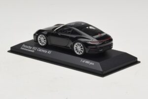 Porsche 911 992 Carrera 4S Melns Metālisks Minichamps 1:43 410069320 Metāls — attēls 3 no 5
