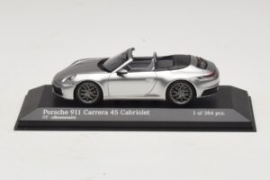 Porsche 911 992 Carrera 4S Kabriolets Sudraba Minichamps 1:43 410069330 Metāls