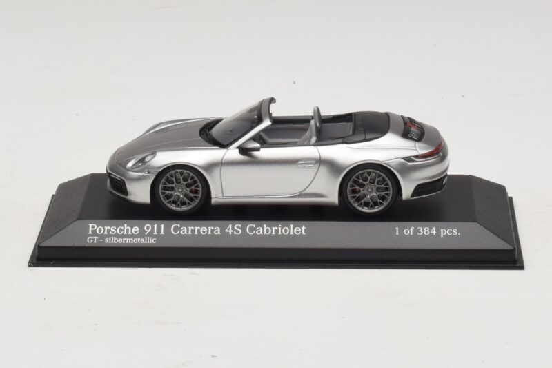 Porsche 911 992 Carrera 4S Kabriolets Sudraba Minichamps 1:43 410069330 Metāls