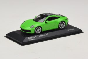 Porsche 911 992 Carrera 4S Zaļš Minichamps 1:43 410069322 Metāls — attēls 2 no 5