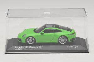 Porsche 911 992 Carrera 4S Zaļš Minichamps 1:43 410069322 Metāls — attēls 4 no 5