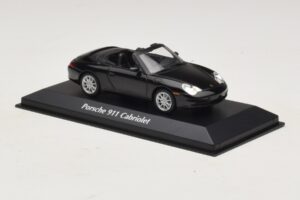Porsche 911 996 Kabriolets Melns Metālisks Maxichamps 1:43 940061030 Metāls — attēls 3 no 5