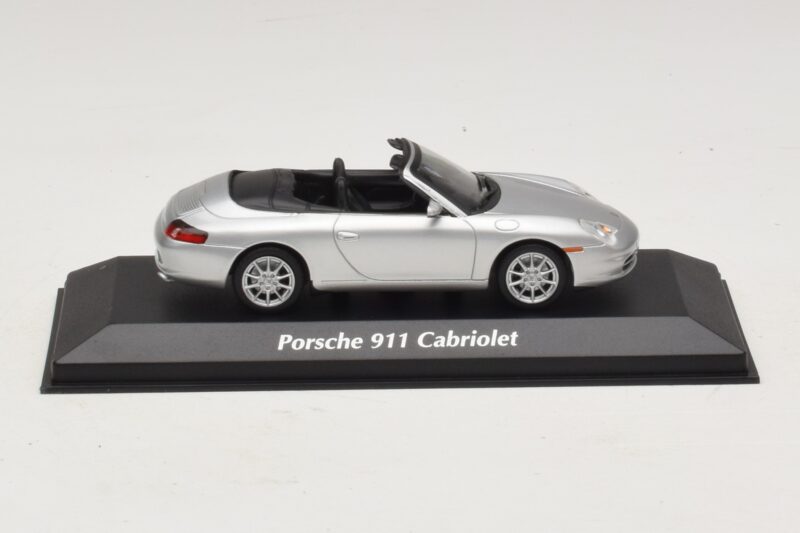 Porsche 911 996 Kabriolets Sudraba Maxichamps 1:43 940061031 Metāls
