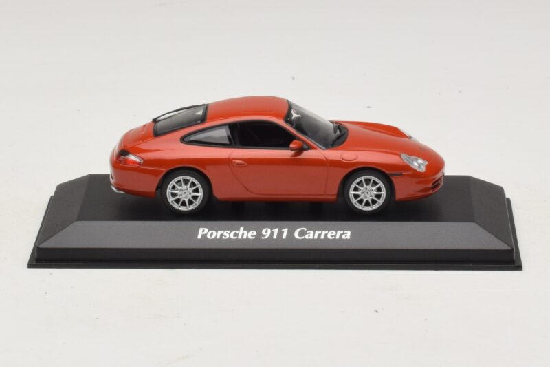 Porsche 911 996 Carrera Orange Metallic Maxichamps 1:43 940061021 Metāls