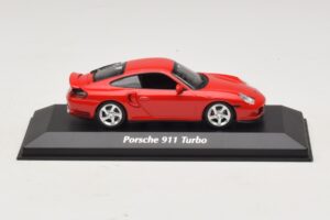 Porsche 911 996 Turbo Sarkans Maxichamps 1:43 940069300 Metāls