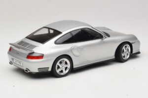 Porsche 911 996 Turbo Sudrabs KK-Scale 1:18 KKDC181471 Metāls — attēls 2 no 6