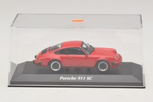 Porsche 911 SC Sarkans Maxichamps 1:43 940062021 Metāls — attēls 4 no 5