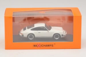 Porsche 911 SC Balts Maxichamps 1:43 940062020 Metāls — attēls 5 no 5