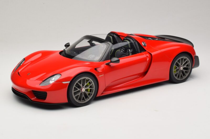 Porsche 918 Spyder Weissach Package Guards Red AUTOart 1:12 12122 Metāls