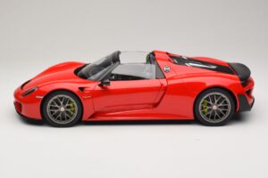 Porsche 918 Spyder Weissach Package Guards Red AUTOart 1:12 12122 Metāls — attēls 4 no 8