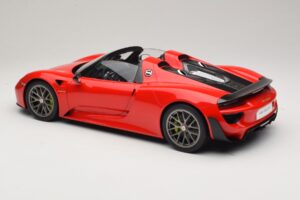 Porsche 918 Spyder Weissach Package Guards Red AUTOart 1:12 12122 Metāls — attēls 7 no 8