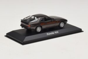 Porsche 924 Brūns Metālisks Maxichamps 1:43 940062121 Metāls — attēls 2 no 5
