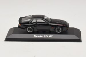 Porsche 924 GT Melns Maxichamps 1:43 940066124 Metāls