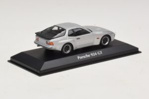 Porsche 924 GT Sudraba Maxichamps 1:43 940066122 Metāls — attēls 2 no 5