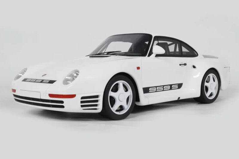 Porsche 959 Sport Grand Prix White GT Spirit 1:12 GT1006 Sveķi