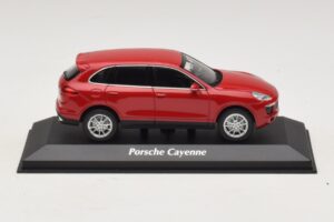 Porsche Cayenne 958 Sarkans Maxichamps 1:43 940063200 Metāls