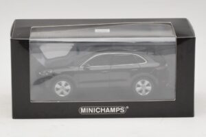 Porsche Cayenne Melns Metālisks Minichamps 1:43 410066301 Metāls — attēls 5 no 5