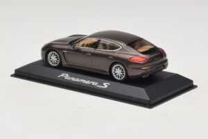 Porsche Panamera 970 S Brūns Metālisks Minichamps 1:43 WAP0203400E Metāls — attēls 3 no 5