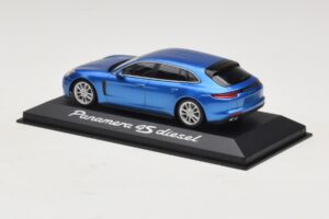 Porsche Panamera 971 4S Diesel Zils Metālisks Minichamps 1:43 WAP0207600H Metāls — attēls 3 no 5