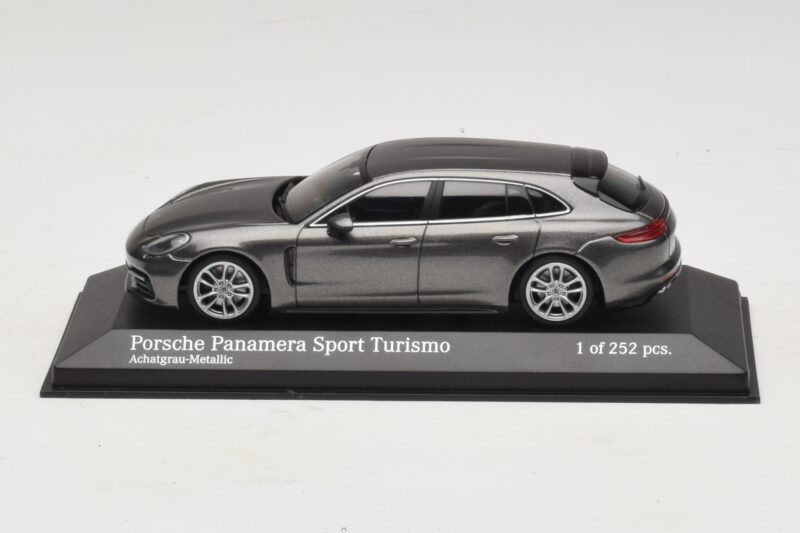 Porsche Panamera 971 Sport Turismo 4S Pelēks Minichamps 1:43 410066111 Metāls