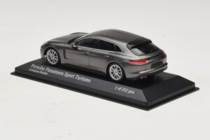 Porsche Panamera 971 Sport Turismo 4S Pelēks Minichamps 1:43 410066111 Metāls — attēls 3 no 5