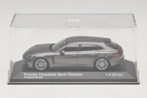 Porsche Panamera 971 Sport Turismo 4S Pelēks Minichamps 1:43 410066111 Metāls — attēls 4 no 5