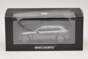 Porsche Panamera 971 Sport Turismo 4S Pelēks Minichamps 1:43 410066111 Metāls — attēls 5 no 5