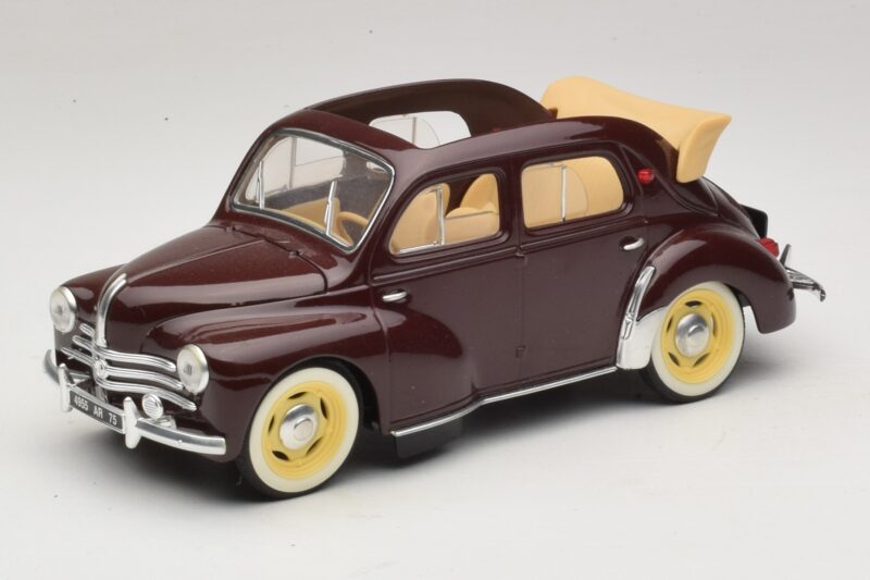 Renault 4CV Kastaņbrūns Solido 1:18 Renault 4CV Kastaņbrūns Solido 1:18 8048 Metāls