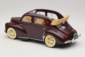 Renault 4CV Kastaņbrūns Solido 1:18 8048 Metāls — attēls 5 no 6