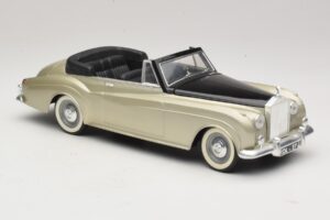 Rolls-Royce Silver Cloud II Sudrabs Solido 1:18 8006 Metāls — attēls 4 no 6