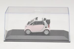 Smart Fortwo 450 Kabriolets Balts Legally Blonde 2 Aizvietotāja Kaste Minichamps 1:43 402173900-R1 Metāls — attēls 4 no 5