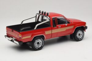 Toyota Hilux N50 Xtra Cab 4x4 Sarkans KK-Scale 1:18 KKDC181562 Metāls — attēls 2 no 6