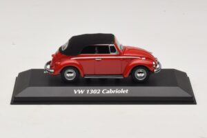 Volkswagen 1302 Kabriolets Sarkans Maxichamps 1:43 940055031 Metāls