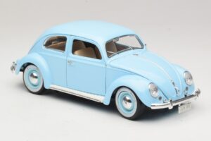 Volkswagen Beetle Zils Bburago 1:18 3381 Metāls — attēls 6 no 8