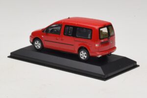 Volkswagen Caddy 2K Bus Sarkans Minichamps 1:43 CADDY009 Metāls — attēls 3 no 5