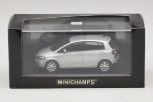 Volkswagen Golf Plus Mk5 Sudrabains Aizstājējkaste Minichamps 1:43 400054370-R1 Metāls — attēls 5 no 5