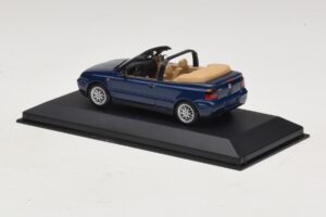 Volkswagen Golf Mk4 Kabriolets Zils Dīlera Izdevums Minichamps 1:43 GOLF005 Metāls — attēls 3 no 5