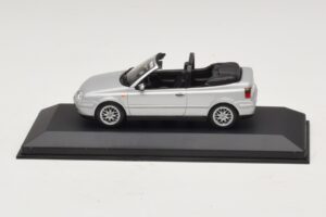 Volkswagen Golf Mk4 Kabriolets Sudrabains Dīlera Izdevums Minichamps 1:43 GOLF004 Metāls
