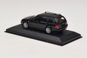 Volkswagen Golf Mk4 Variant Sport Highline BBS Edition Melns Minichamps 1:43 GOLF008 Metāls — attēls 3 no 5